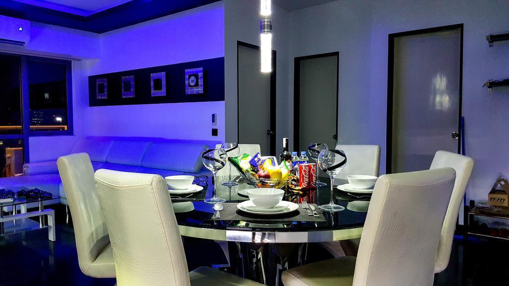 Modern Luxury Lower Penthouse Unit Маніла Екстер'єр фото