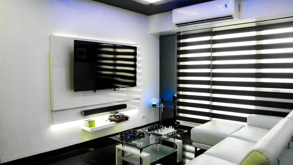 Modern Luxury Lower Penthouse Unit Маніла Екстер'єр фото